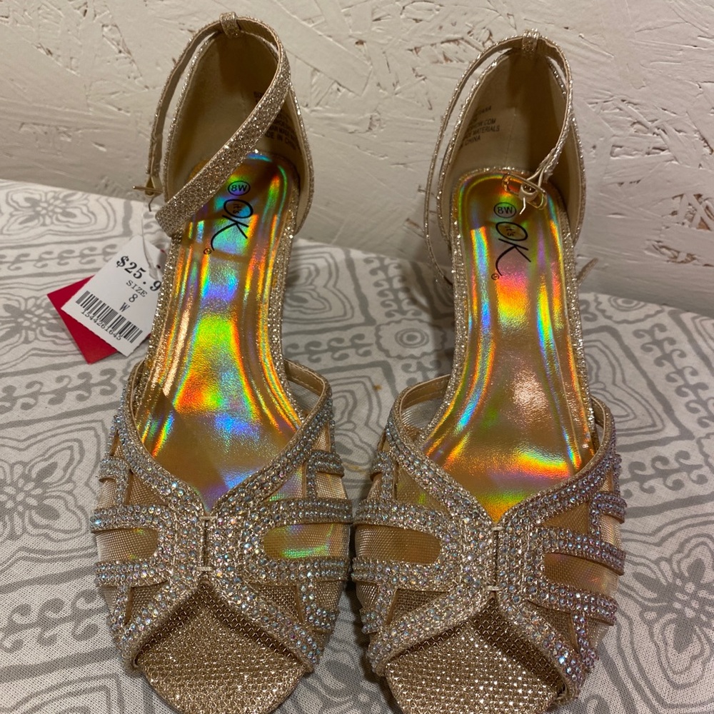 Gold sparkle kitten heel